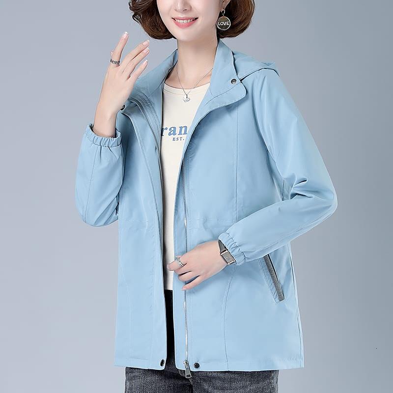 迪鲁奥(DILUAO)40岁50岁妈妈穿的衣服女士短外套季2021年新款妈妈装风衣夹克四五十岁穿的秋装外套 水蓝色 3XL