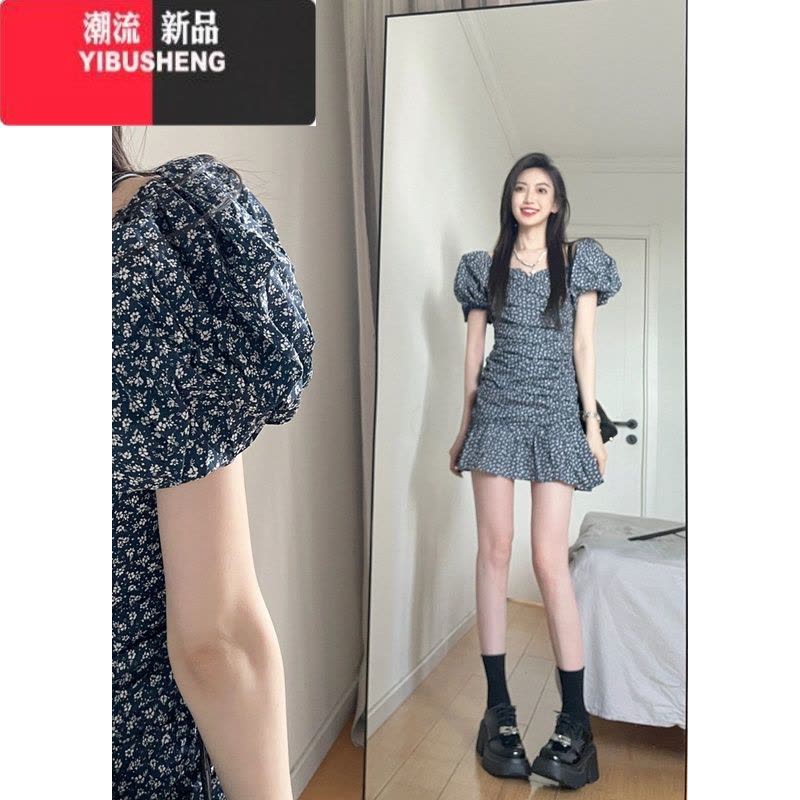 YIBUSHENG蓝色碎花连衣裙女新款桔梗法式设计感收腰显瘦泡泡袖一字肩短裙图片