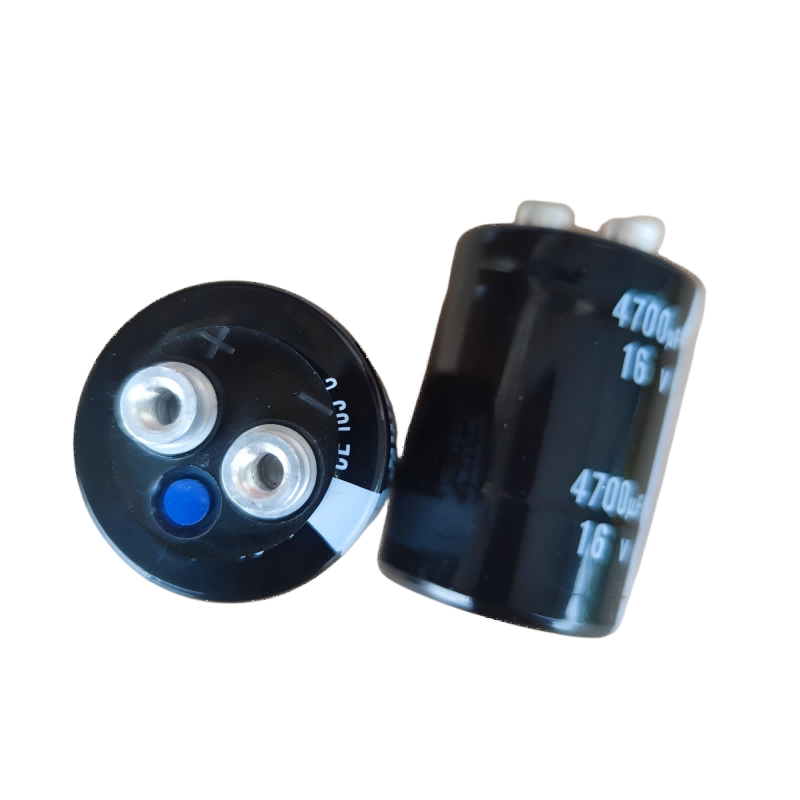 七九四 铝电解电容器 CD282 16V 4700μF 个高清大图