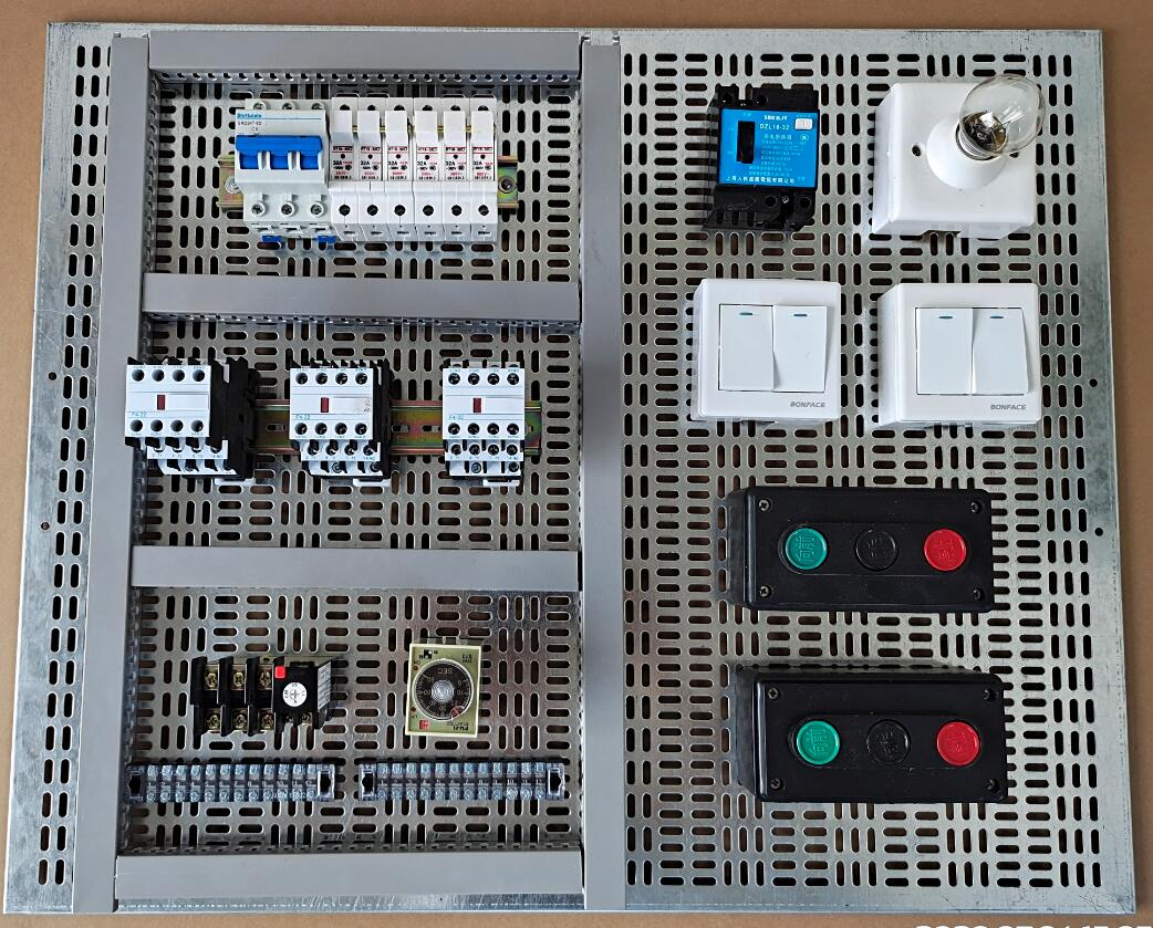 沁春莱 PLC实训装置 YM-PLC08C 套高清大图