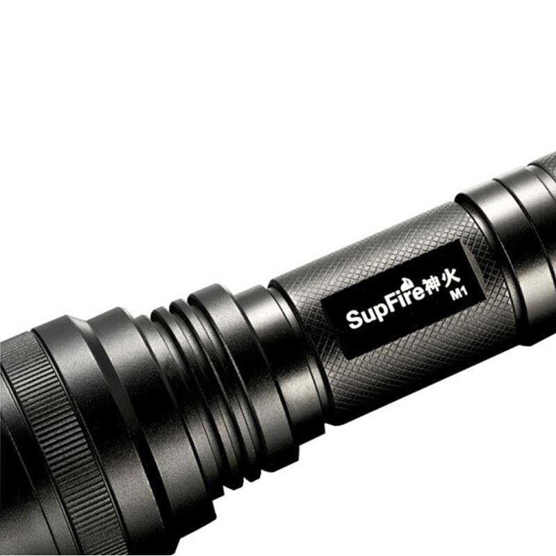 强光手电筒P70机械变焦-电量显示-充电宝26650锂电*1