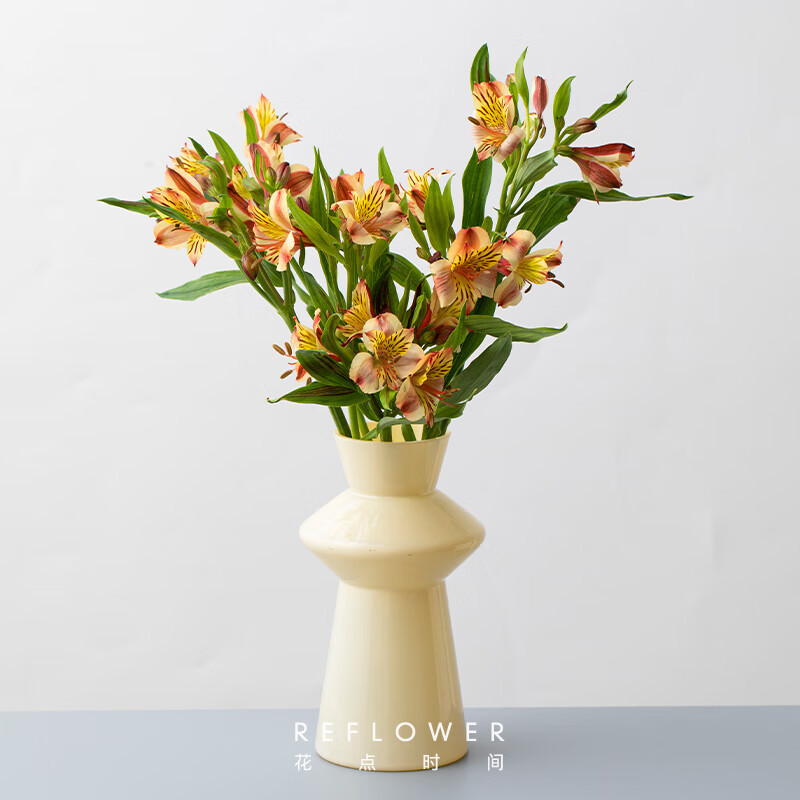 花点时间(Reflower) 期待相逢1束水仙百合(收到订单后的72h内发货)