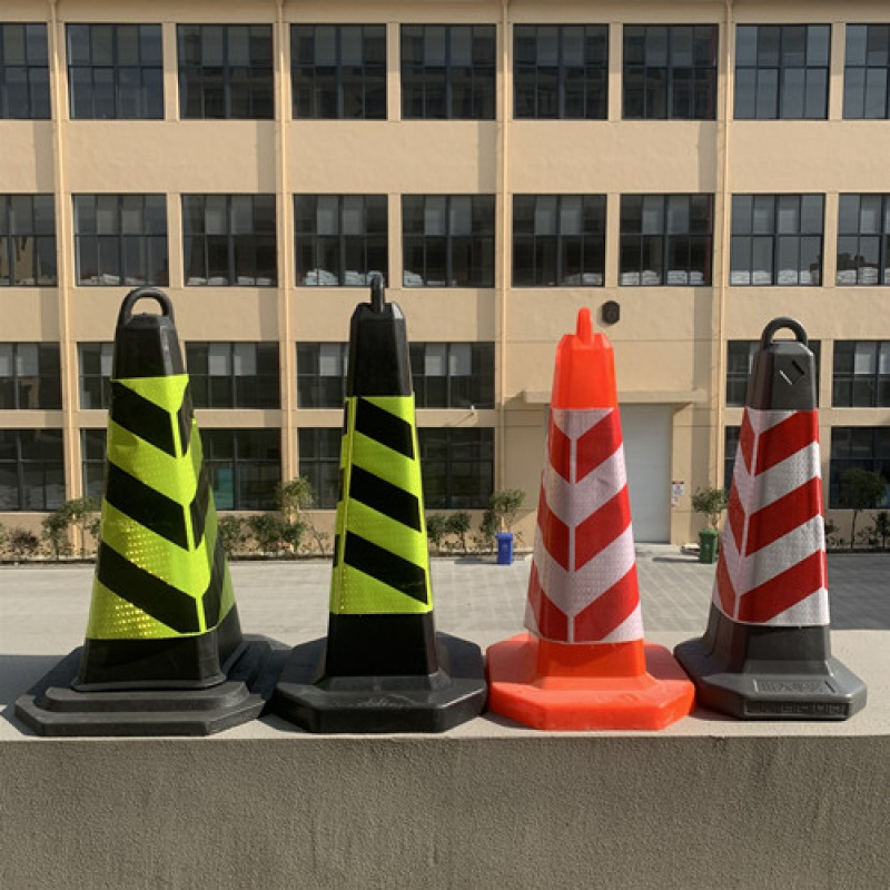 90eva路锥橡胶塑料路锥弹力柱70方路锥pvc路障锥雪糕筒pu警示柱70pvc