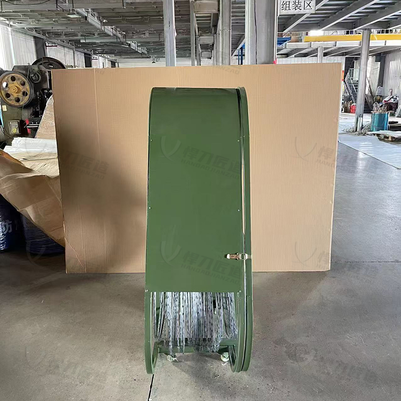 悍刀匠造 防爬网阻隔网三圈马路伸缩封控蛇腹型铁丝网安保 三圈阻隔网(绿色)10米 HDJ-404S-J003L高清大图