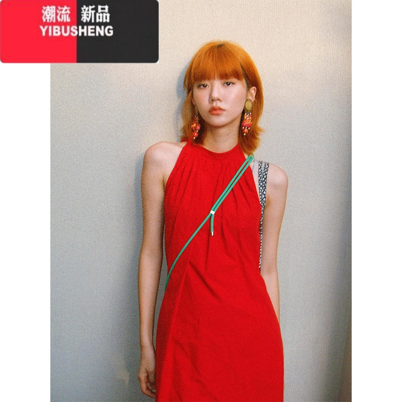 YIBUSHENG陳小腿~Turn left 纯欲红色甜辣妹无袖连衣裙女挂脖修身长裙ins