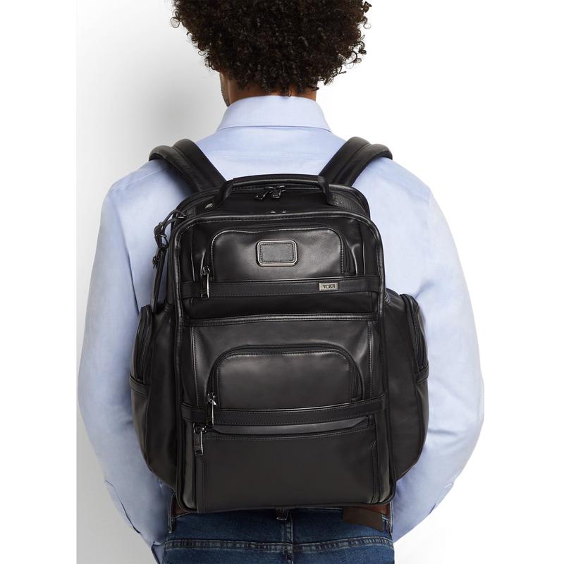 TUMI男士双肩包多功能设计大容量带电脑隔层防水耐磨高清大图