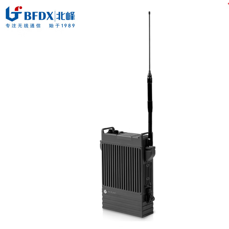 北峰(BFDX)便携式中继台BF-TR925 R 带背负式背包和车载坞高清大图