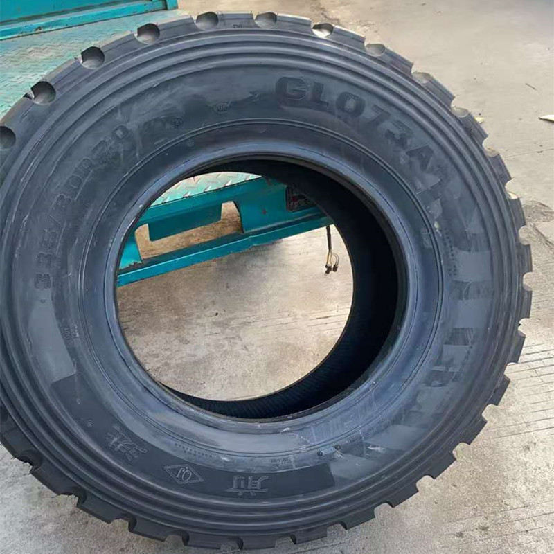 威狮 8.25R16 14PR