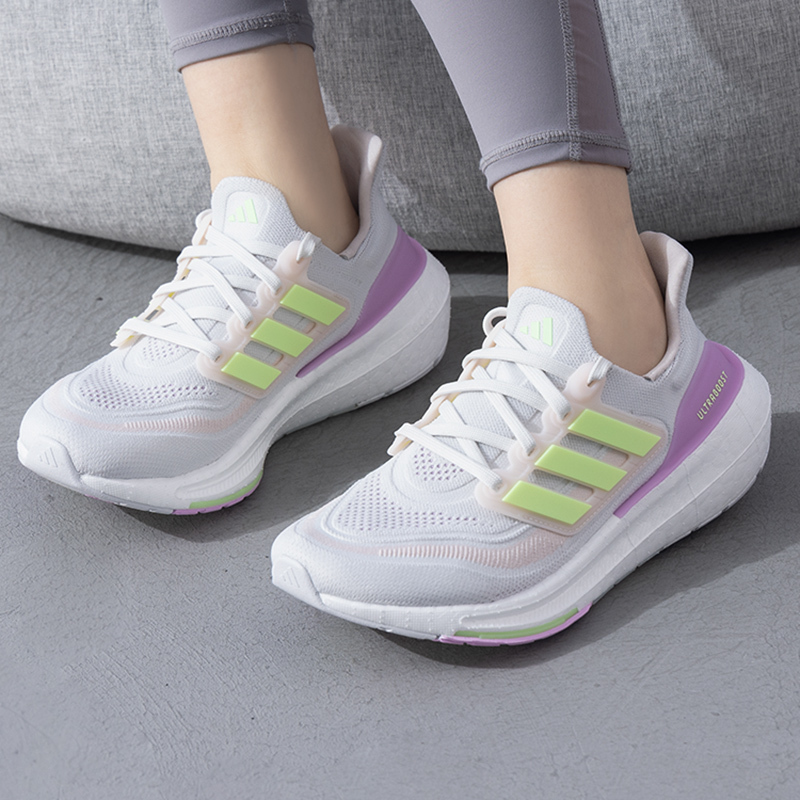 Adidas阿迪达斯女鞋新款缓震轻便耐磨透气休闲户外跑步鞋IE3337 ZP