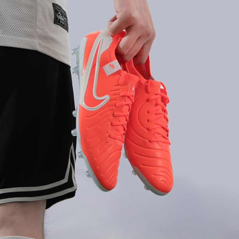 耐克（NIKE）男鞋足球鞋春季新款LEGEND 10运动鞋AG钉鞋人草实战训练鞋高清大图