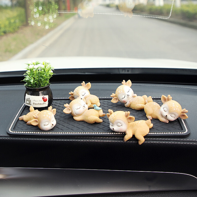 好货汽车摆件时尚小梅鹿汽车摆件车载摆饰车上内饰品创意可爱中控台