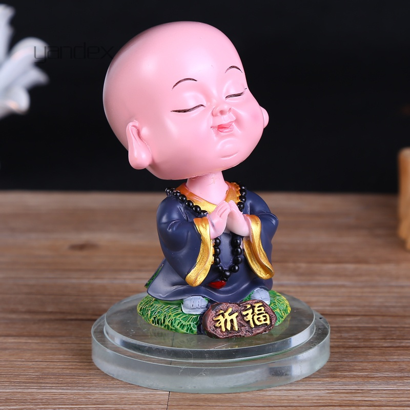 适用于卡通汽车摆件创意车载小摆件 娃娃车载香水座可爱超萌公仔
