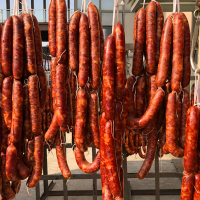 麻辣香肠腊肉腊肠特产农家手工自制腊味烟熏辣肠猪肉烤肠200g 500g(2-4人量) [特价]麻辣香肠-半肥半瘦