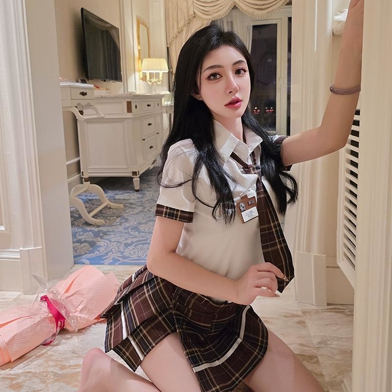 长夜漫漫情趣内衣性感cos制服诱惑jk短裙激情女纯洁学生装女2205高清大图