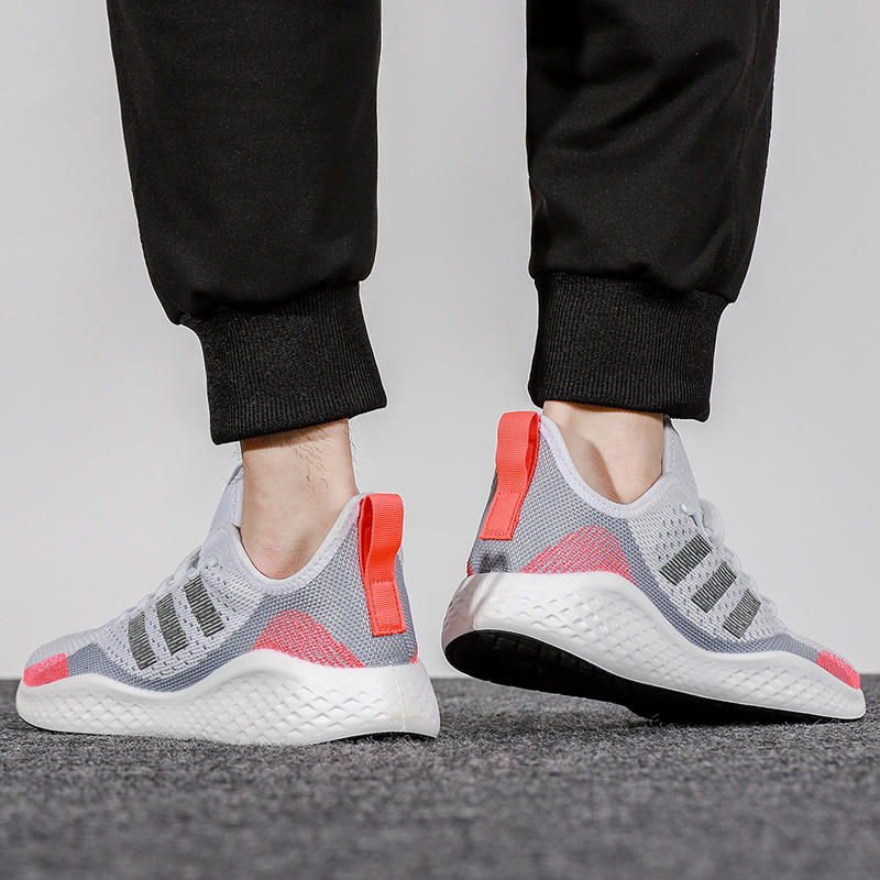 Adidas阿迪达斯跑步鞋男鞋2021冬季新款低帮耐磨轻便运动鞋H04588