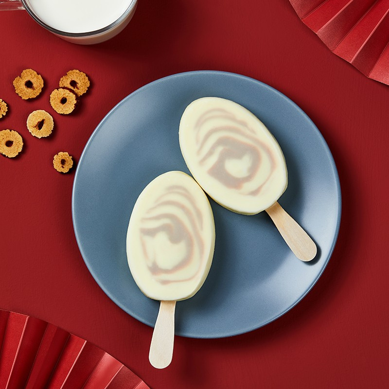 伊利红枣牛奶冰淇淋雪糕70g30支奶油冰激凌冷饮整箱