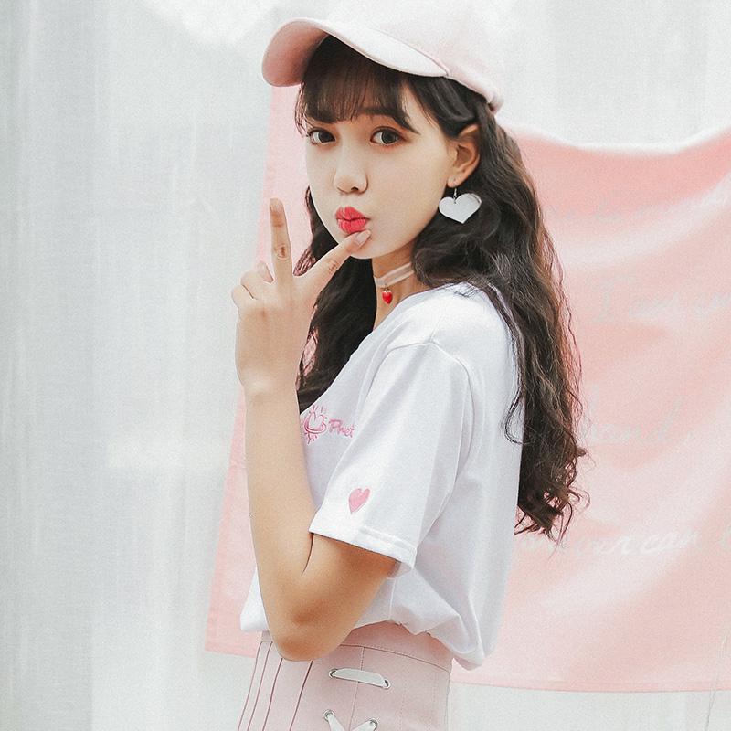 2018夏装新款韩版简约清新纯色字母圆领宽松短袖T恤甜美学校风格