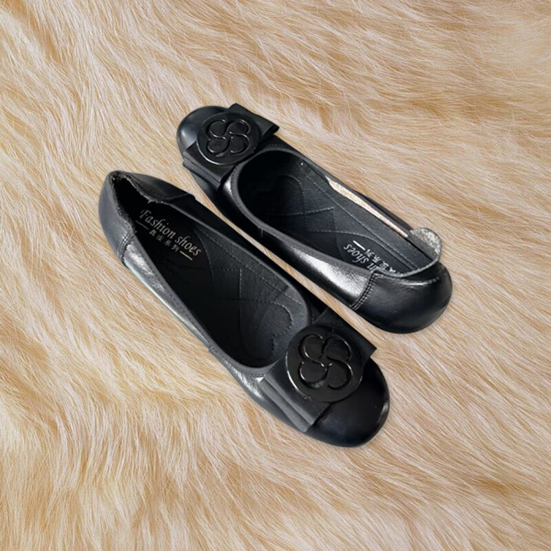 鼎兆荟 女士真皮软底单鞋 34#-41# 双高清大图