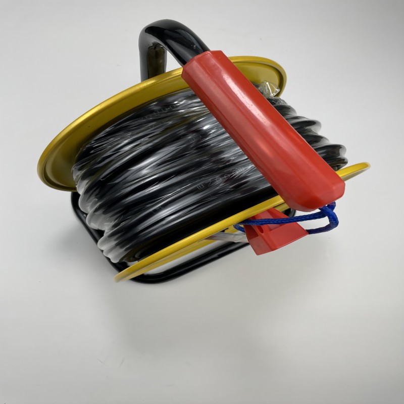 泽丞发 移动电缆盘 YC2*2.5-30米 盘高清大图