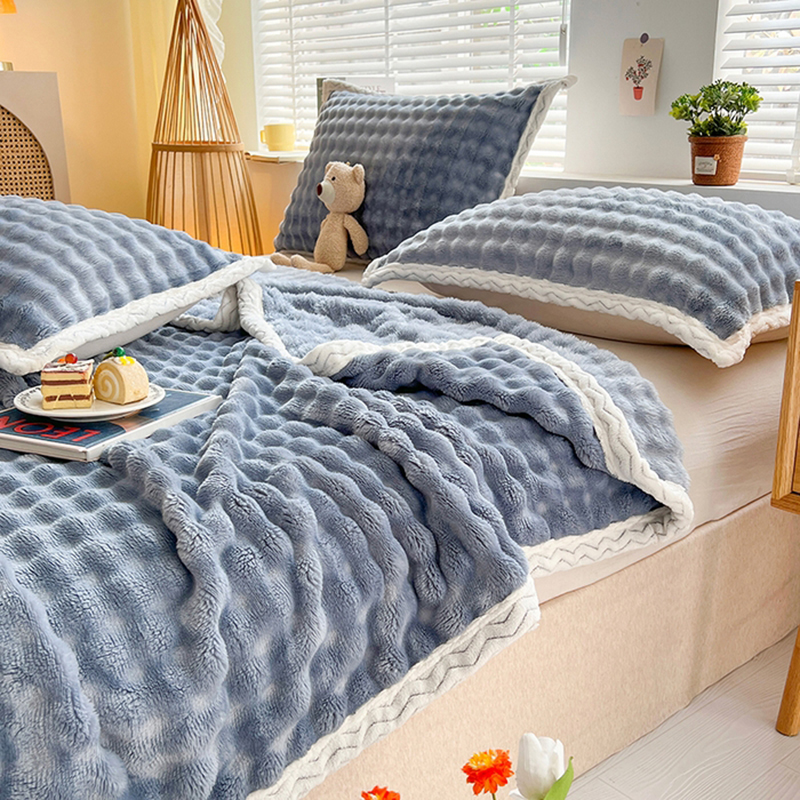 洁丽雅 新暖绒休闲毯 JLY-CP3157 180*200cm(1100g)高清大图