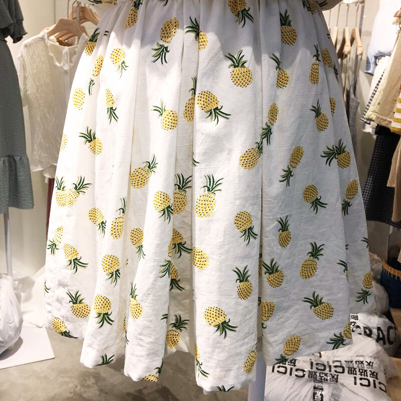 2018夏装新款菠萝印花荷叶边一字肩连衣裙韩范中长款裙子女装 白色 均码