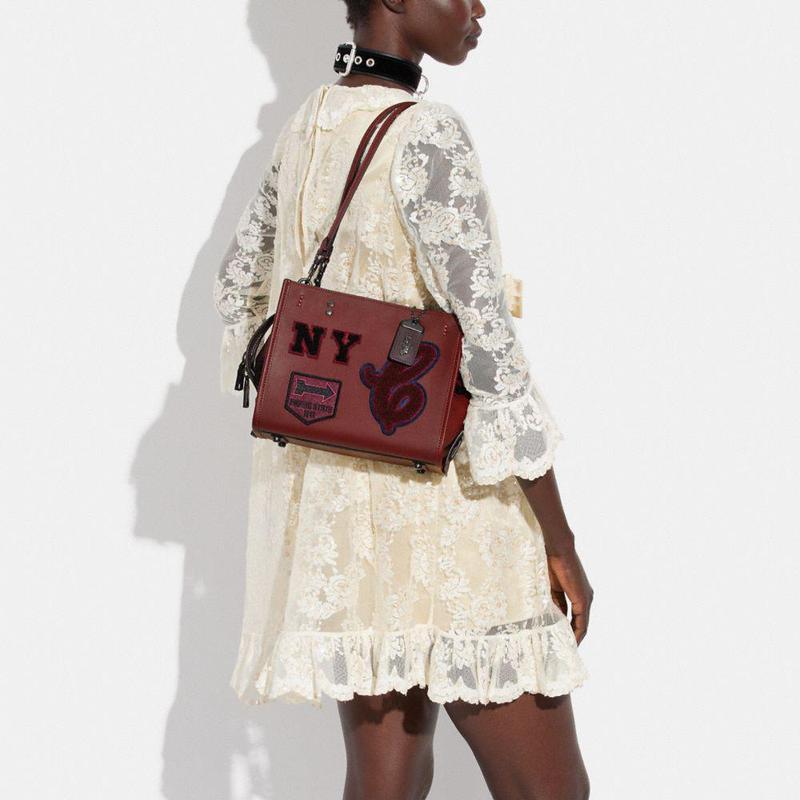 蔻驰coachrogue25withvarsitypatches经典时尚商务通勤女士单肩包