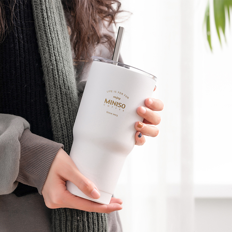 名创优品 (miniso) 经典黑白系列茶具-钢杯580mL(白色)简约风范大容量便携