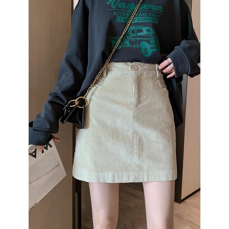 短裙女秋冬2021新款复古灯芯绒半身裙高腰显瘦a字裙黑色包臀裙子