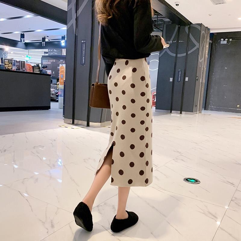 波点针织半身裙女裙子春夏新款半身网红高腰包臀中长款开叉毛线裙