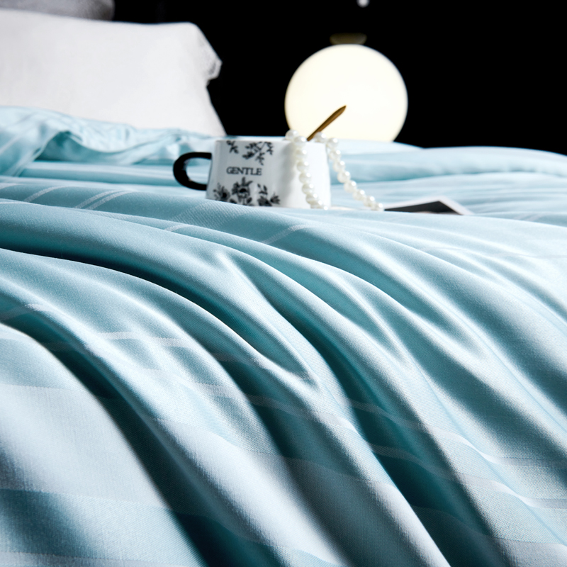 雅鹿莫代尔提花蚕丝被冬被高清大图