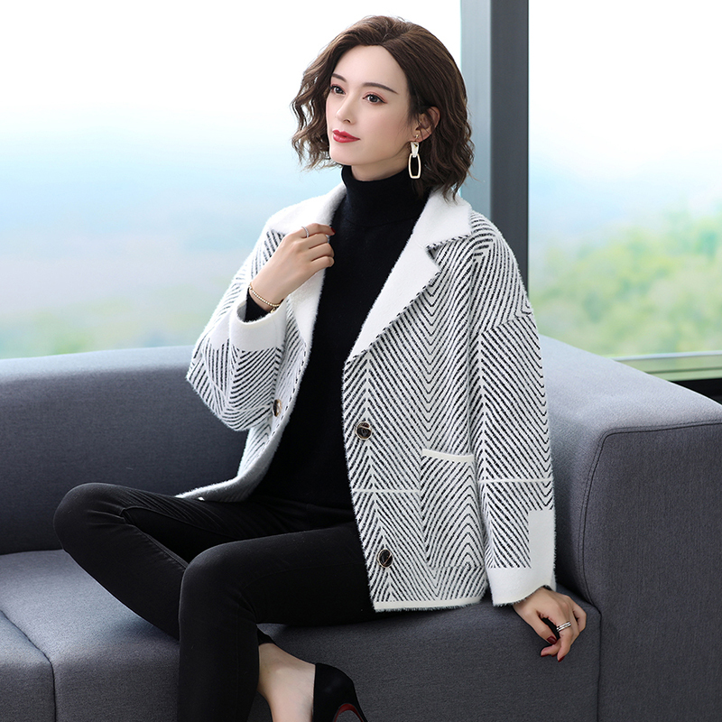 绒女装胖mm200斤短款毛呢外套新款春装小个子加大码外衣大码女装视频