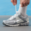 耐克（NIKE）男鞋 AirZoom Vomero 5耐磨缓震防滑运动鞋 IM2219-121 39码 灰/银色