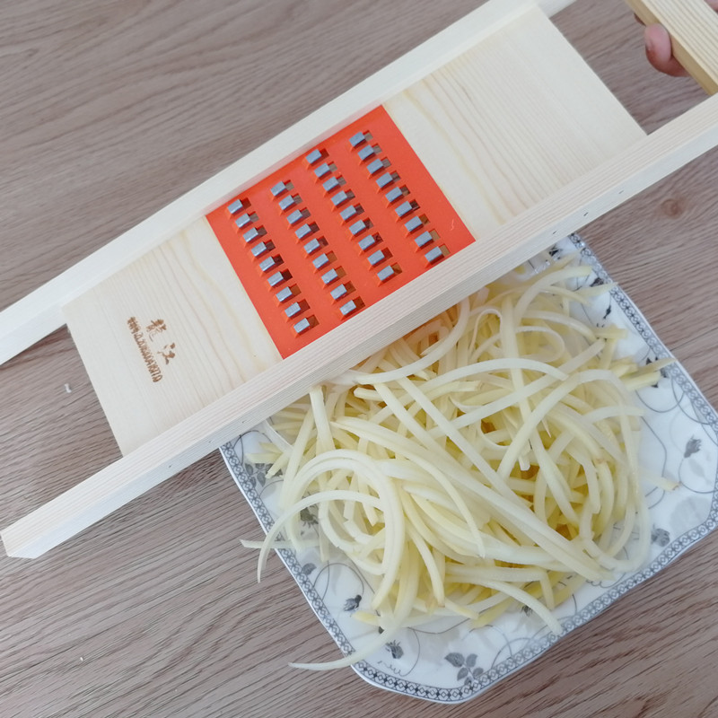 土豆丝檫子切丝器擦丝插丝烘焙精灵板家用搜子厨房插菜擦菜器 龙江4毫米粗丝款[赠削皮器]