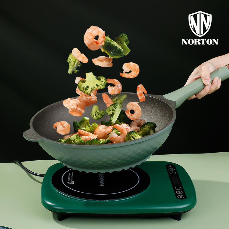 诺顿NORTON 福米斯钛金煎炒锅32CM 1JFMS032