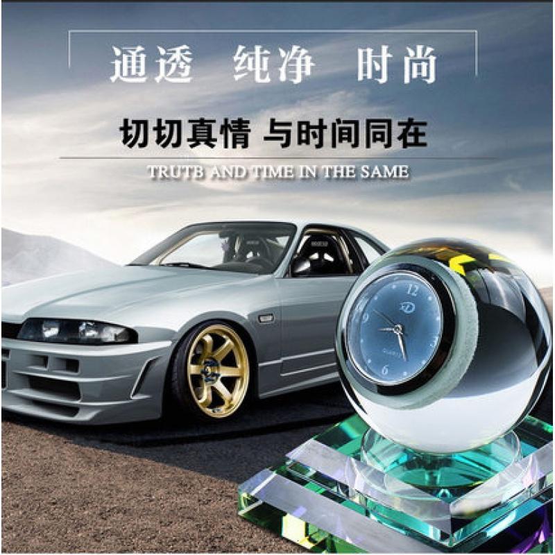 轿车摆件车里装饰品车内高档汽车用品放车上中控台车前水晶香水座