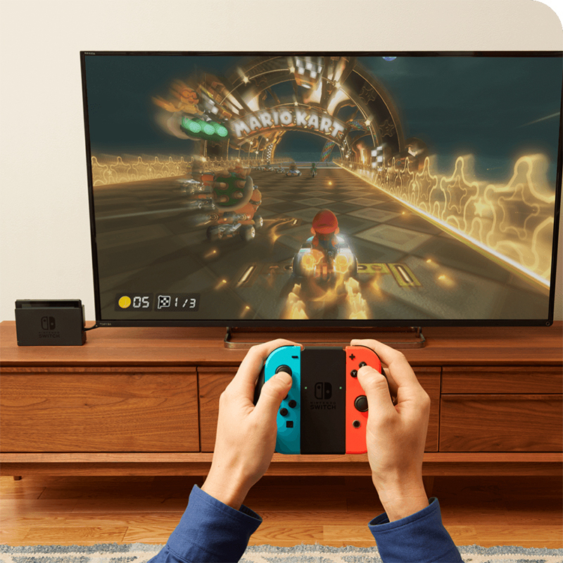 任天堂 Nintendo Switch马力欧限定版主机+马车8游戏兑换卡 续航增强版 家用游戏机