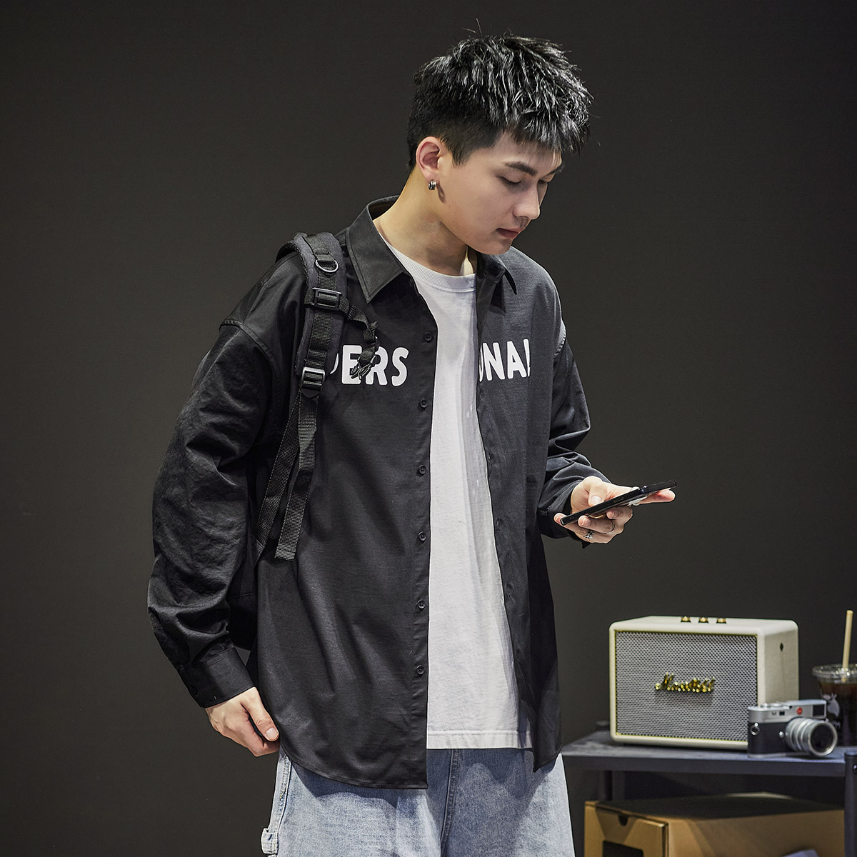 [1折价29.9元叠加优惠券]唐狮春季新款上新衬衫男休闲潮流翻领前片大文字长袖衬衫高清大图