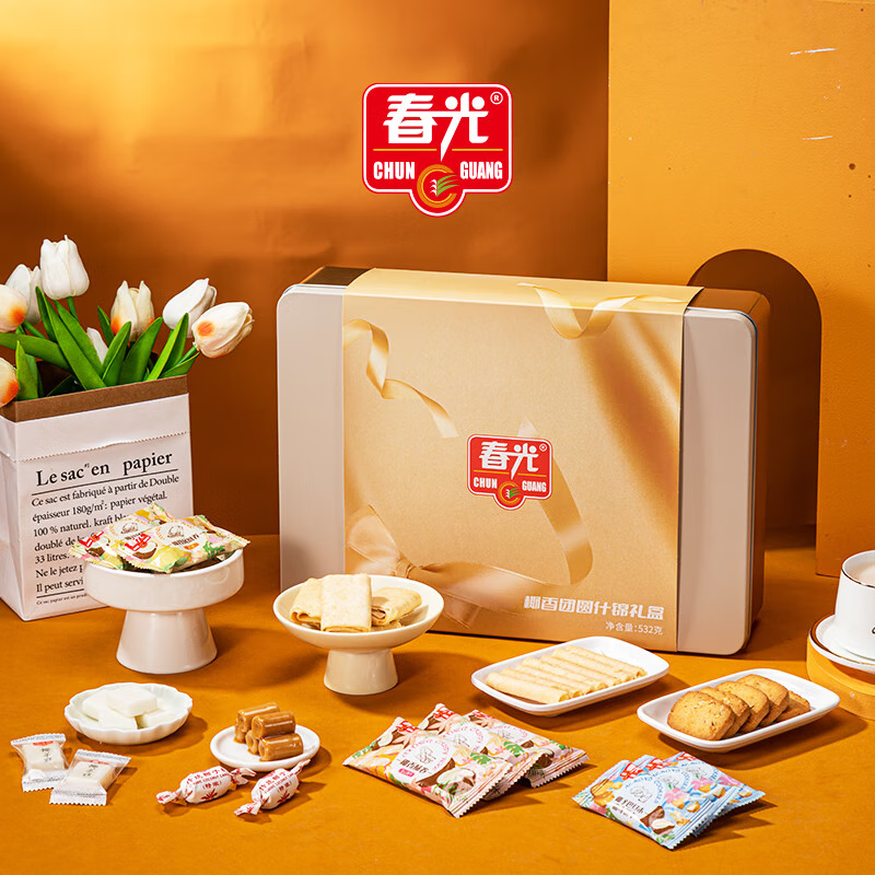 “椰香团圆什锦礼盒 532g 特浓传统椰子糖104g 软糯椰子糕100g 椰香酥卷120g 椰蓉味凤凰卷111g 椰子味高清大图