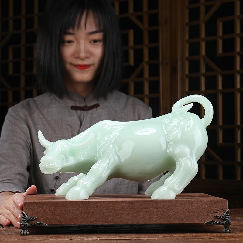 美帮汇玉石牛摆件神牛生肖牛工艺品华尔街牛办公室桌面摆设高清大图