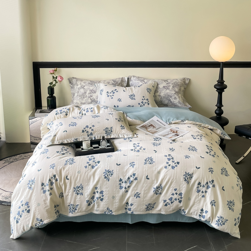 杉杉健康长寿卡通桌面摆件国产琉璃工艺塑料材质创意电子装饰品