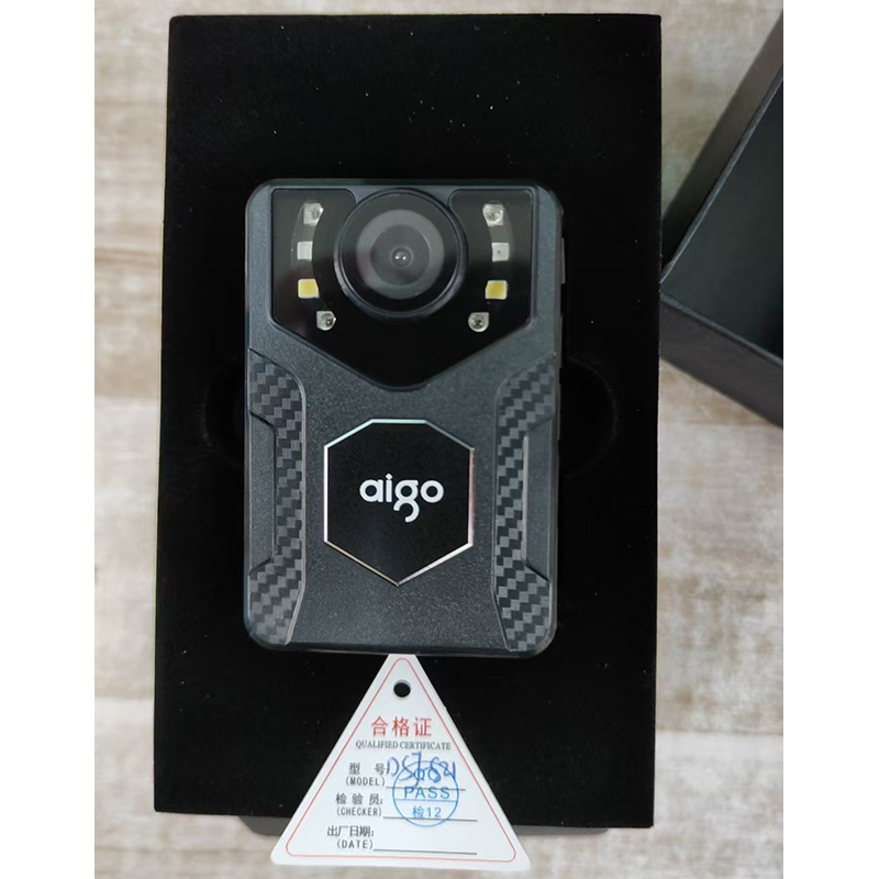 爱国者(aigo) 现场视音频记录仪 DSJ-S21 标配64G 台高清大图