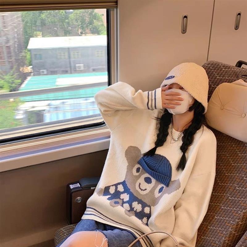 秋桐毛衫蓝色小熊毛衣女2021秋冬款软糯慵懒风针织上衣
