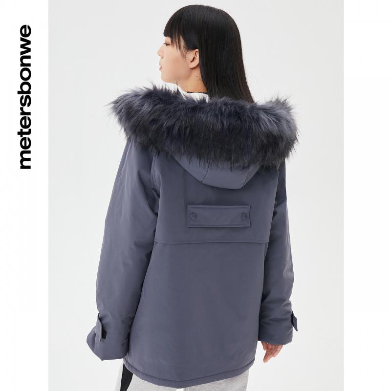 [1件5折价:179.5]美特斯邦威棉服女潮流冬季新款舒适保暖工装连帽派克棉服