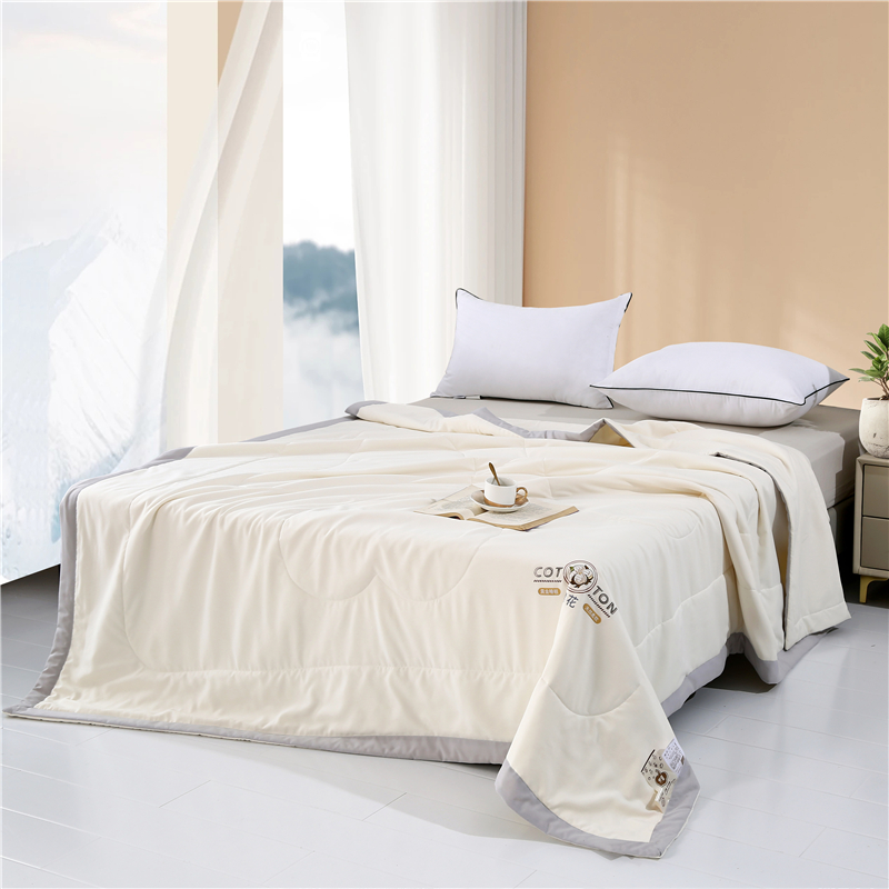 紫罗兰生态棉花被200x230 款号:VDZLPBZ13223高清大图