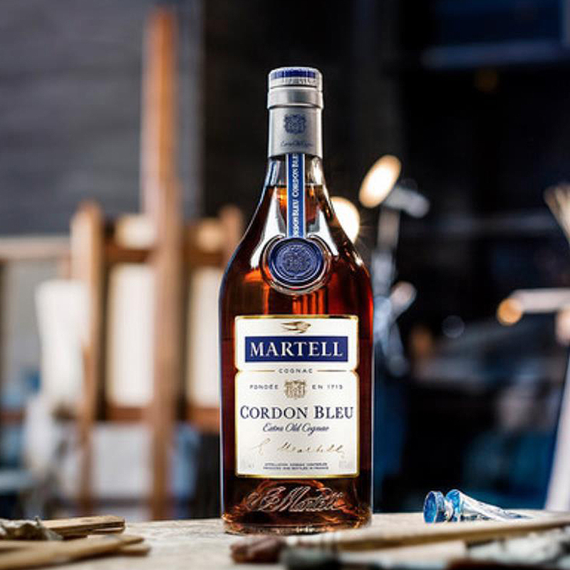马爹利(Martell) 原装进口 法国干邑白兰地 蓝带 1500ml 海外版 单瓶装