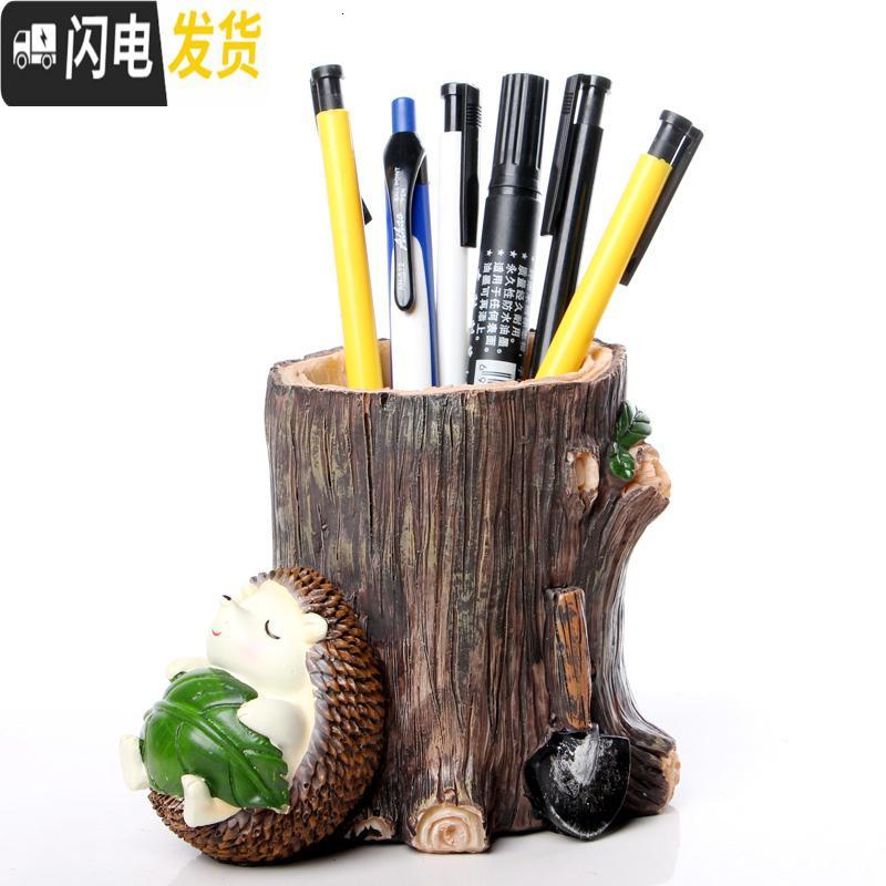 三维工匠韩国时尚简约摆件卡通可爱木质儿童笔筒小清新多功能办公学生创意 (红帽)笔筒