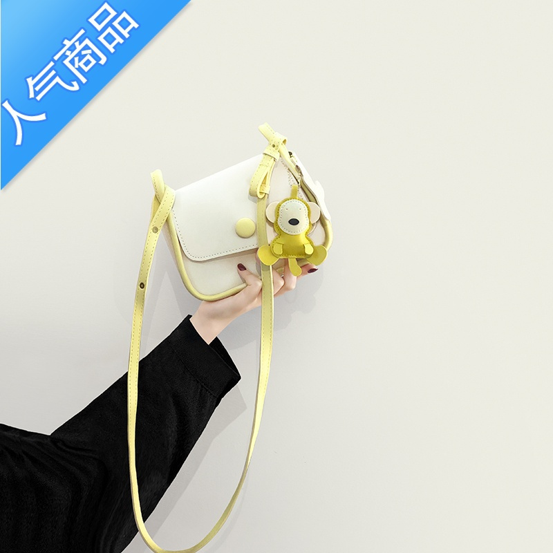 封后今年流行小包包女2022新款夏季质感小众单肩斜挎包马鞍包女斜挎包