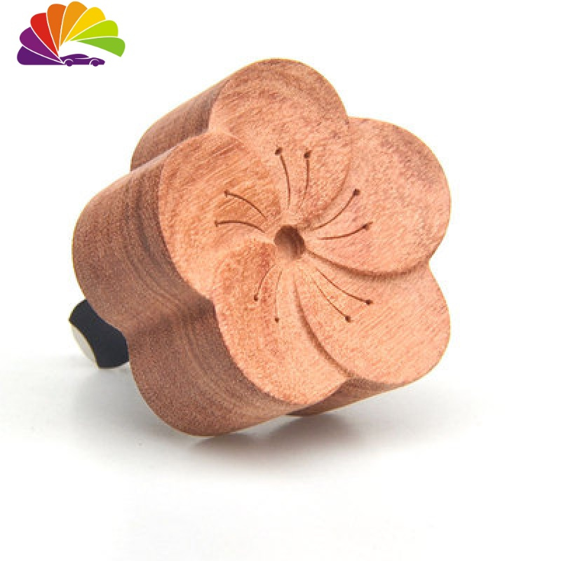 车载汽车熏香出风口扩香木质车内装饰檀香精油持久香水