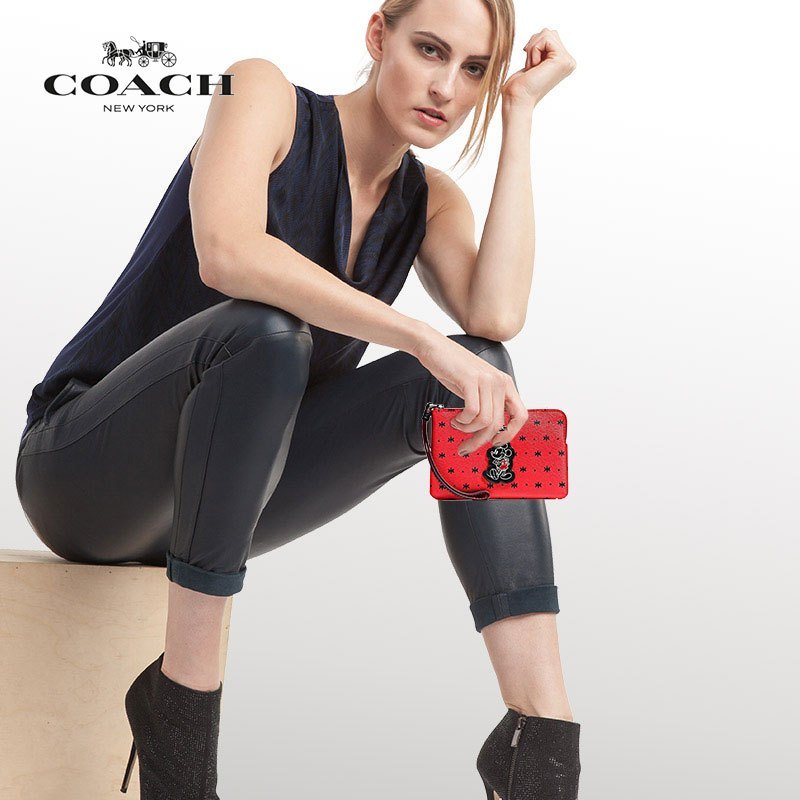 Disney x Coach 蔻驰 联名限量版米奇手拿包 Coach女包