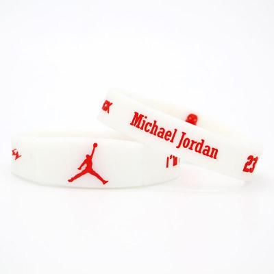 乔丹纪念版白色夜光1条装 大号周长19厘米建议体重100斤以上 篮球手环男女硅胶手链球星夜光学生手带情侣乔帮主
